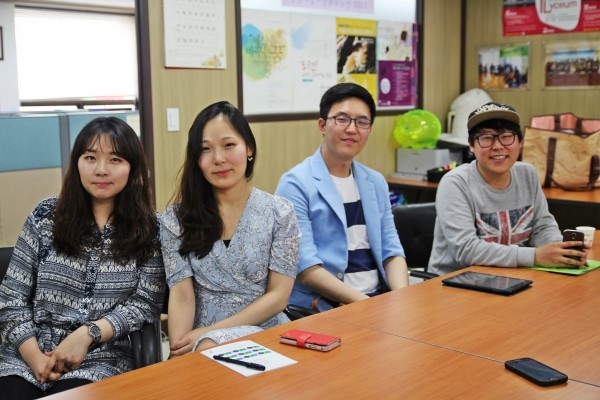 한국청년유권자연맹 직원들2